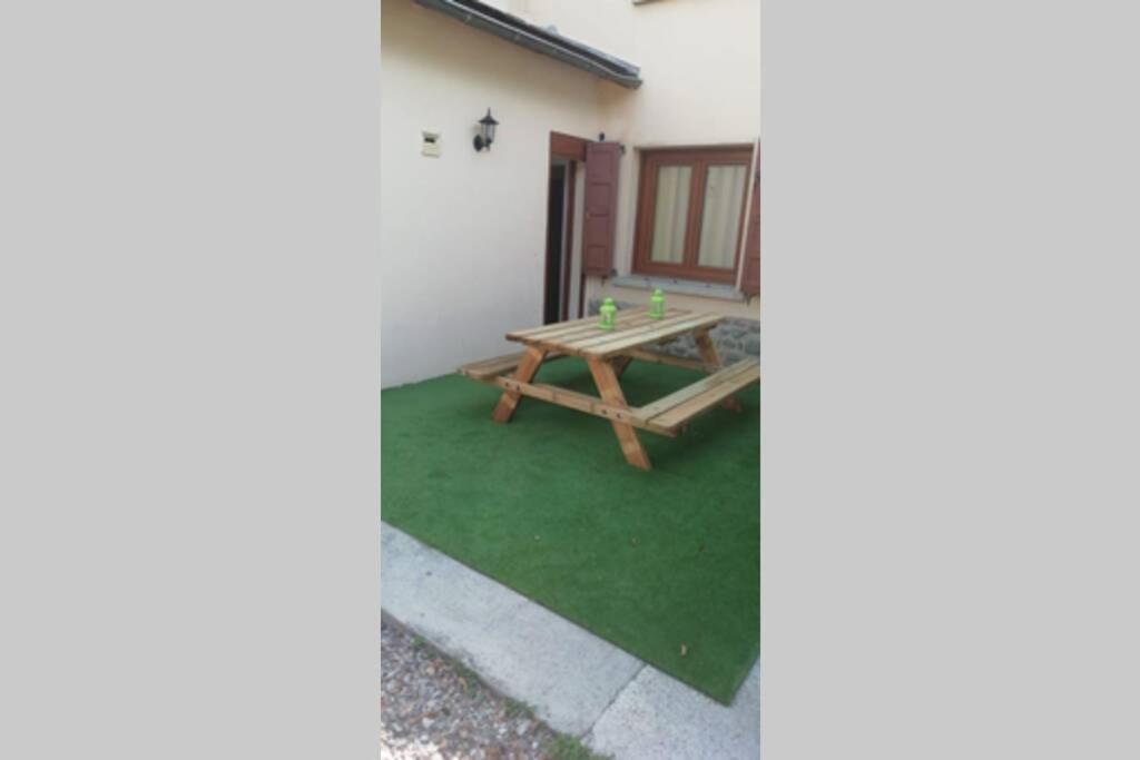 Villa Bonita Casa. Gran Jardin. Con Wifi. Bourg-Madame Esterno foto